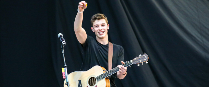 Social Media Star: Teen Heartthrob Shawn Mendes